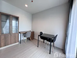 For rent 2 bedrooms condo in Thon Buri, Bangkok