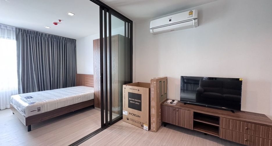 For rent 2 bedrooms condo in Thon Buri, Bangkok