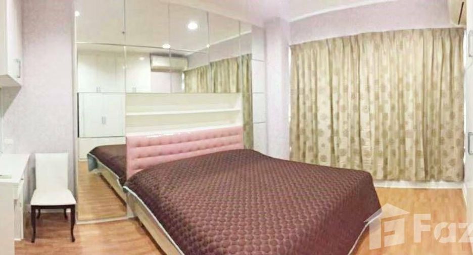 For rent 3 bedrooms condo in Ratchathewi, Bangkok