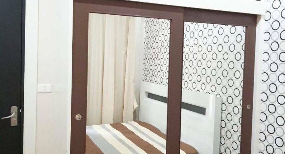 For rent 3 bedrooms condo in Ratchathewi, Bangkok
