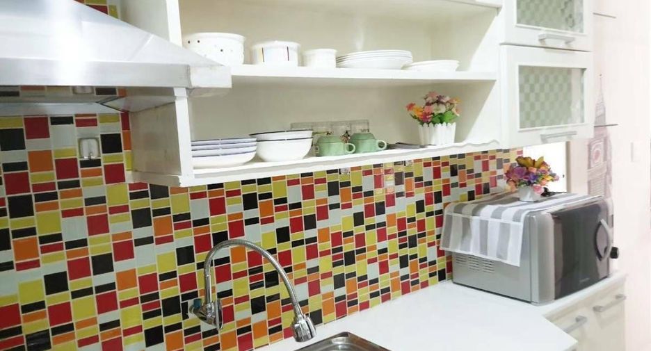 For rent 3 bedrooms condo in Ratchathewi, Bangkok