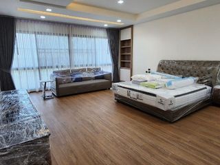Haus zur Miete mit 3 Zimmer in Watthana, Bangkok