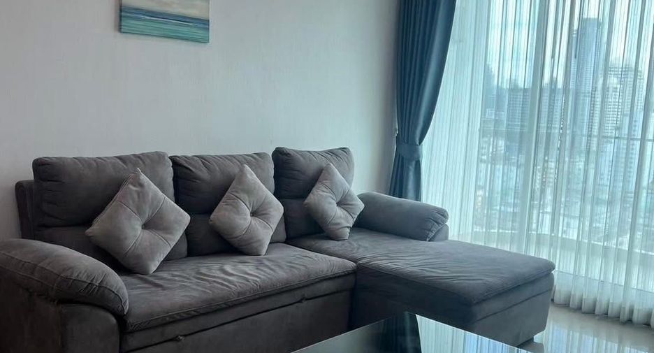 For rent 2 bedrooms condo in Ratchathewi, Bangkok