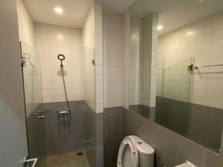 Аренда 2 спальни кондо в Ратчатхещи, Бангкок
