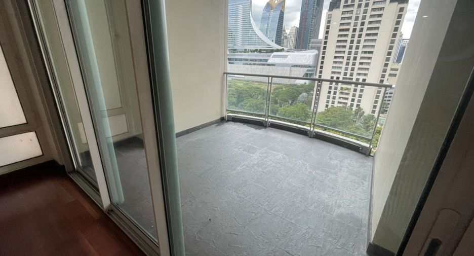 À louer 4 chambres condo à Pathum Wan, Bangkok