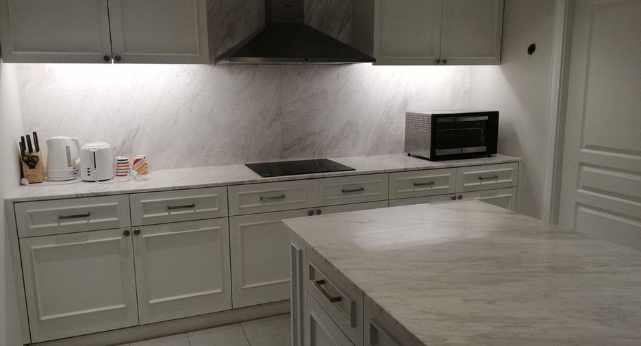 For rent 3 ベッドルーム condo in Pathum Wan, Bangkok