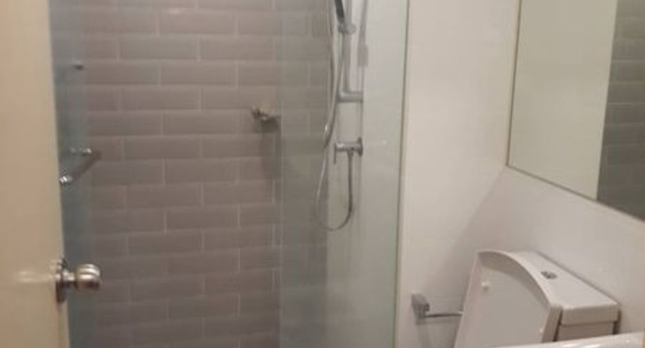 For rent 1 bed condo in Phaya Thai, Bangkok