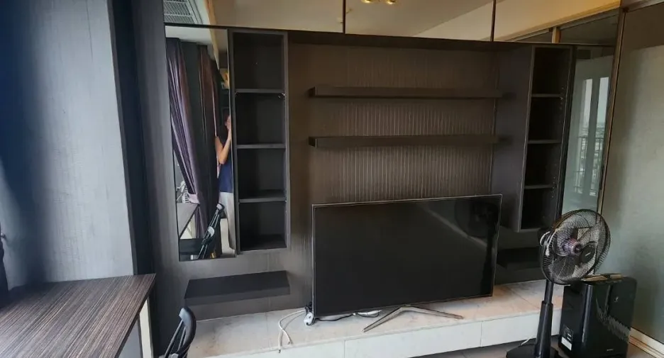 For rent 2 bedrooms condo in Phaya Thai, Bangkok