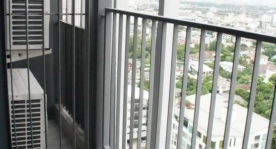 For rent 2 bedrooms condo in Phaya Thai, Bangkok