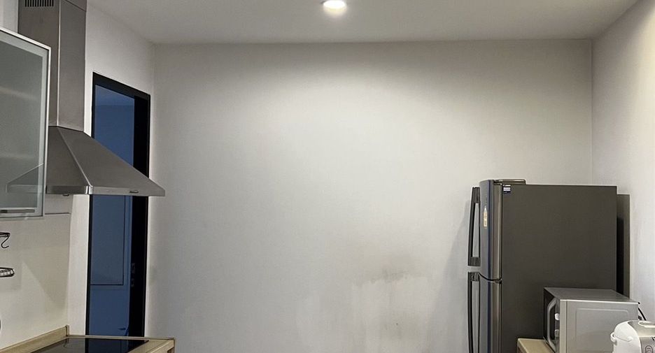 For rent 3 bedrooms condo in Bang Kho Laem, Bangkok