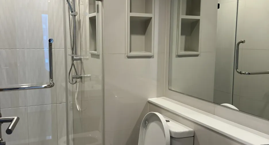For rent 2 bedrooms condo in Huai Khwang, Bangkok