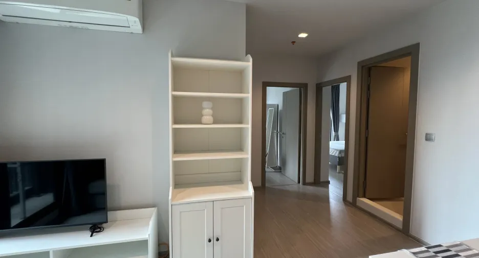 For rent 2 bedrooms condo in Huai Khwang, Bangkok