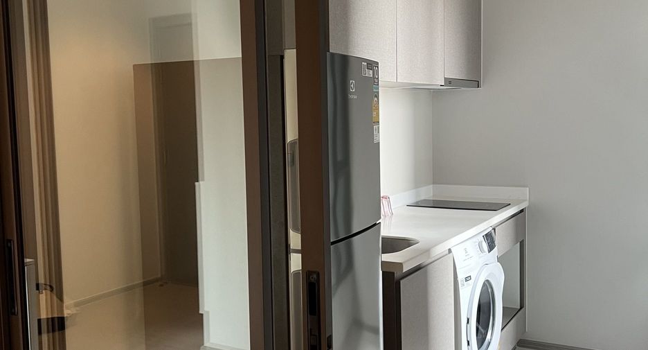 Wohnung zur Miete mit 2 Zimmer in Huai Khwang, Bangkok