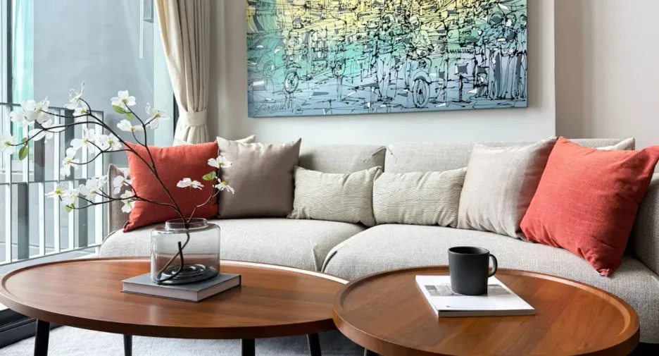For rent 2 bedrooms condo in Khlong Toei, Bangkok