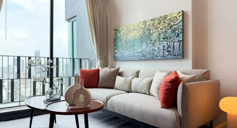 For rent 2 bedrooms condo in Khlong Toei, Bangkok