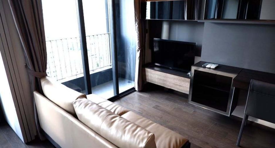 For rent 1 bed condo in Pathum Wan, Bangkok