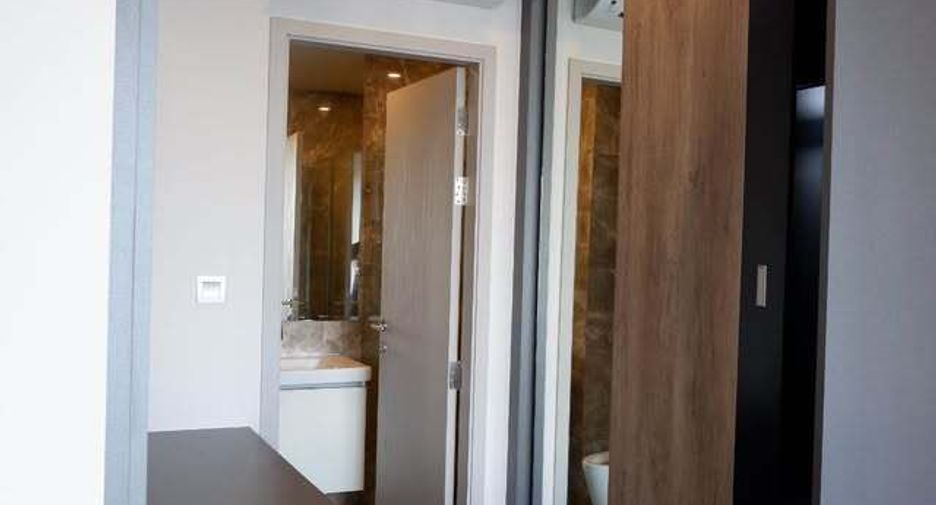 For rent 1 bed condo in Pathum Wan, Bangkok
