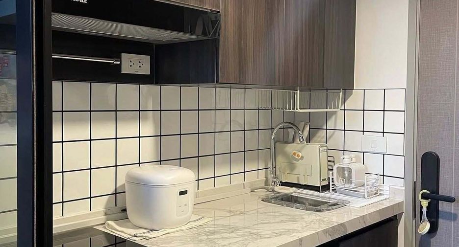 For rent 1 bed condo in Khan Na Yao, Bangkok