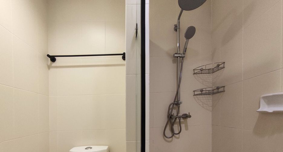 For rent studio condo in Huai Khwang, Bangkok