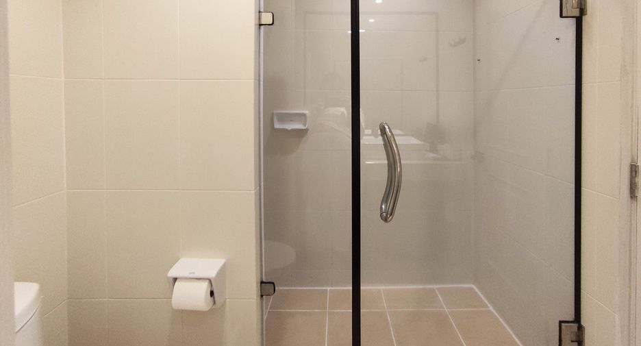 For rent studio condo in Huai Khwang, Bangkok
