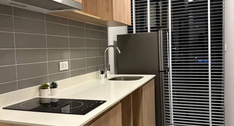 For rent 1 bed condo in Bang Phlat, Bangkok