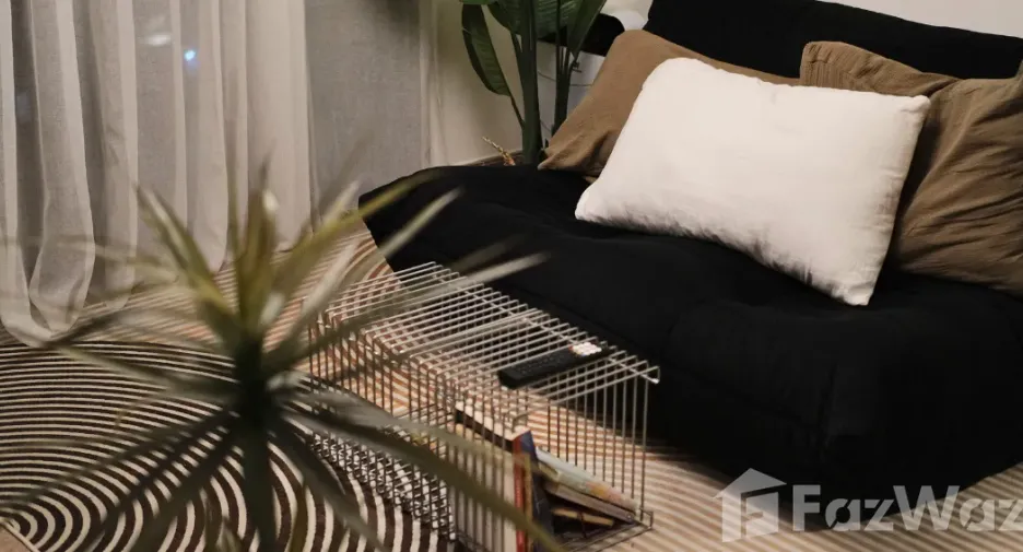 For rent studio condo in Yan Nawa, Bangkok