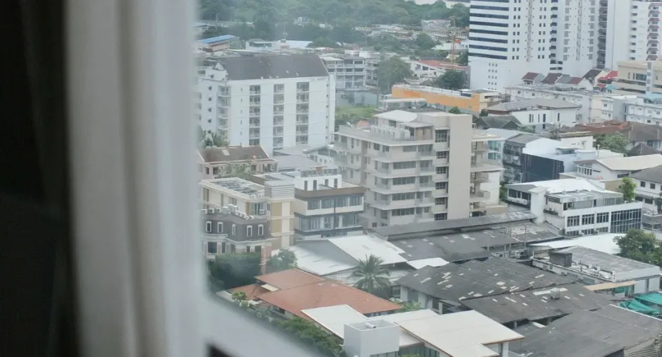 For rent studio condo in Yan Nawa, Bangkok