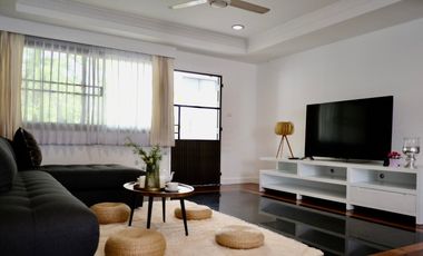 For rent 5 ベッドルーム townhouse in Sathon, Bangkok