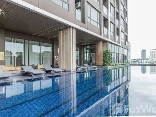 Condo en alquiler de 1 habitaciones en Khlong Toei, Bangkok