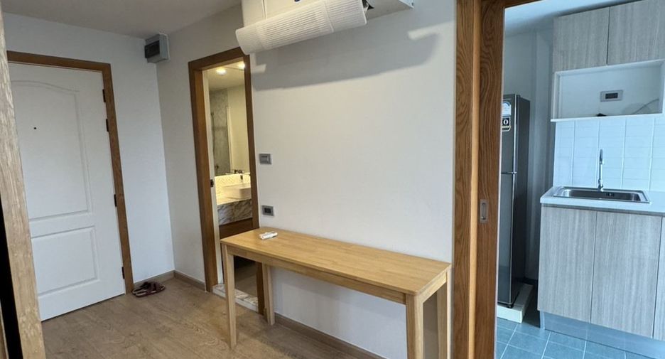 For rent studio condo in Sathon, Bangkok
