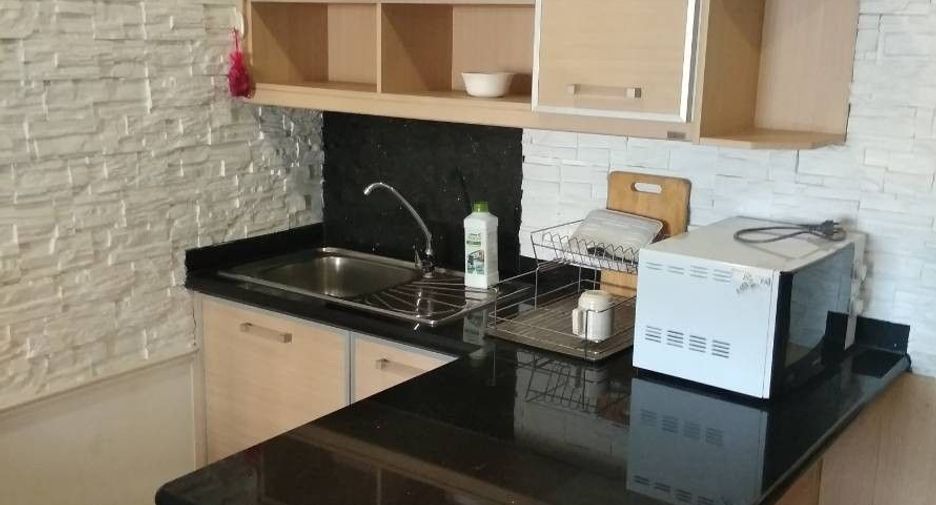 For rent studio condo in Pathum Wan, Bangkok