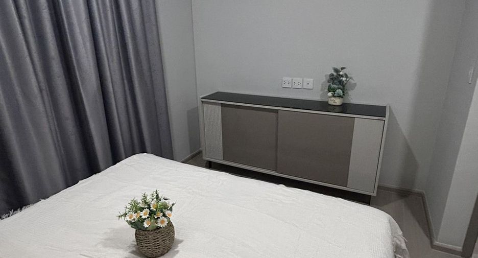 Condo en alquiler de 2 habitaciones en Phra Khanong, Bangkok