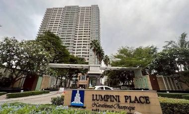 Condo en alquiler de 1 habitaciones en Yan Nawa, Bangkok
