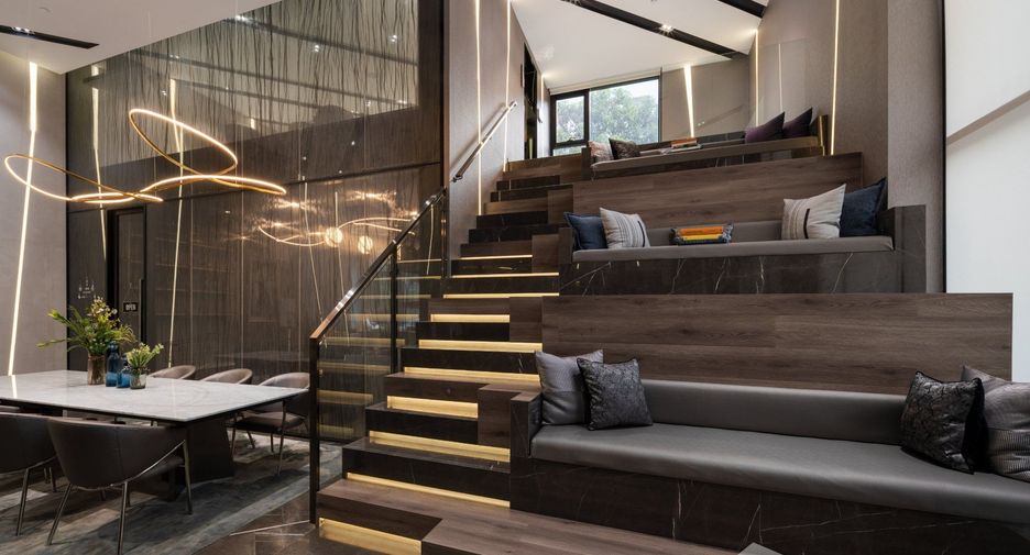 For rent 2 bedrooms condo in Ratchathewi, Bangkok