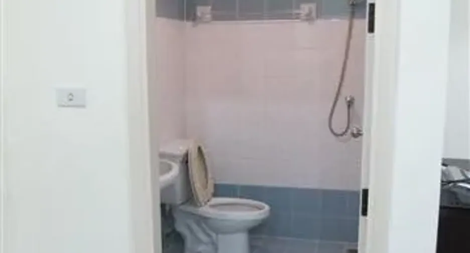 Condo en alquiler de 3 habitaciones en Watthana, Bangkok