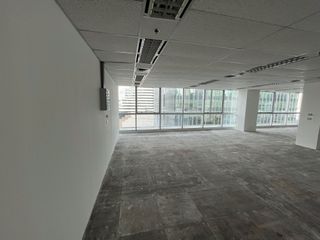 À louer bureau à Bang Rak, Bangkok