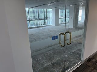 À louer bureau à Bang Rak, Bangkok