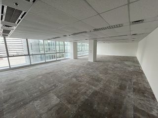 À louer bureau à Bang Rak, Bangkok