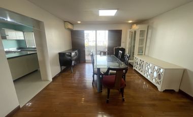 For rent 3 bedrooms condo in Watthana, Bangkok