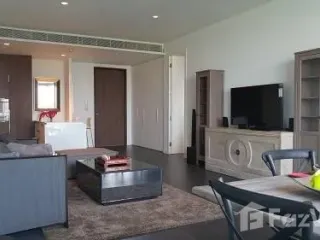 For rent 2 bedrooms condo in Pathum Wan, Bangkok