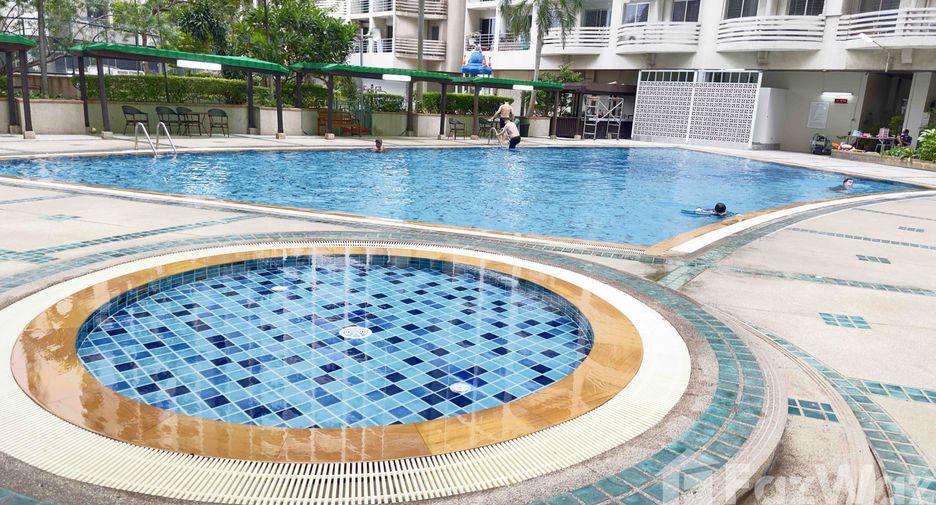 Condo en alquiler de 2 habitaciones en Yan Nawa, Bangkok