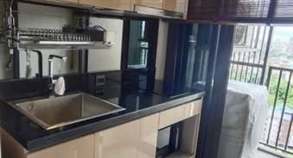 For rent studio condo in Khlong Toei, Bangkok