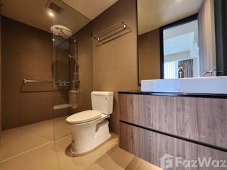 À louer 2 chambres appartement à Bang Rak, Bangkok