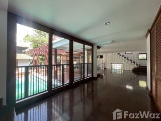 Villa zur Miete mit 4 Zimmer in Khlong Toei, Bangkok