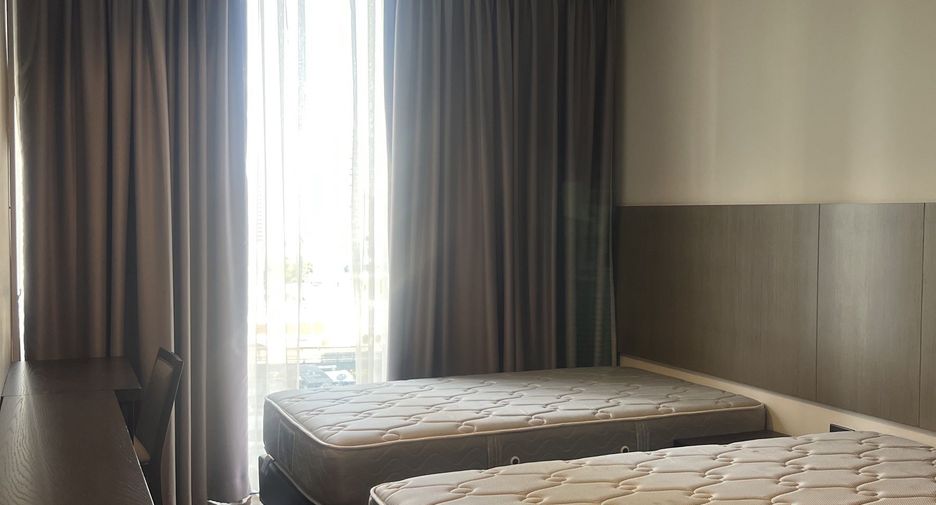 For rent 4 ベッドルーム apartment in Khlong Toei, Bangkok
