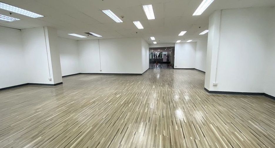 Büro zur Miete in Khlong Toei, Bangkok