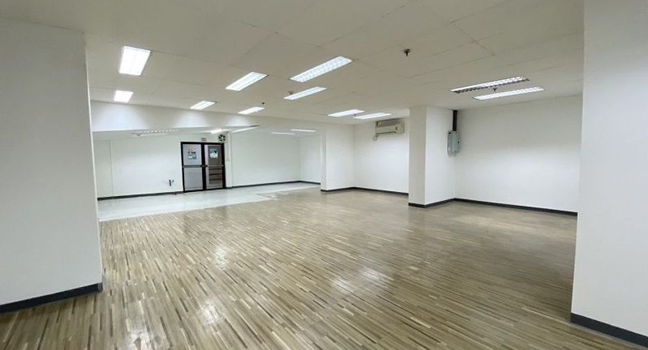 Büro zur Miete in Khlong Toei, Bangkok