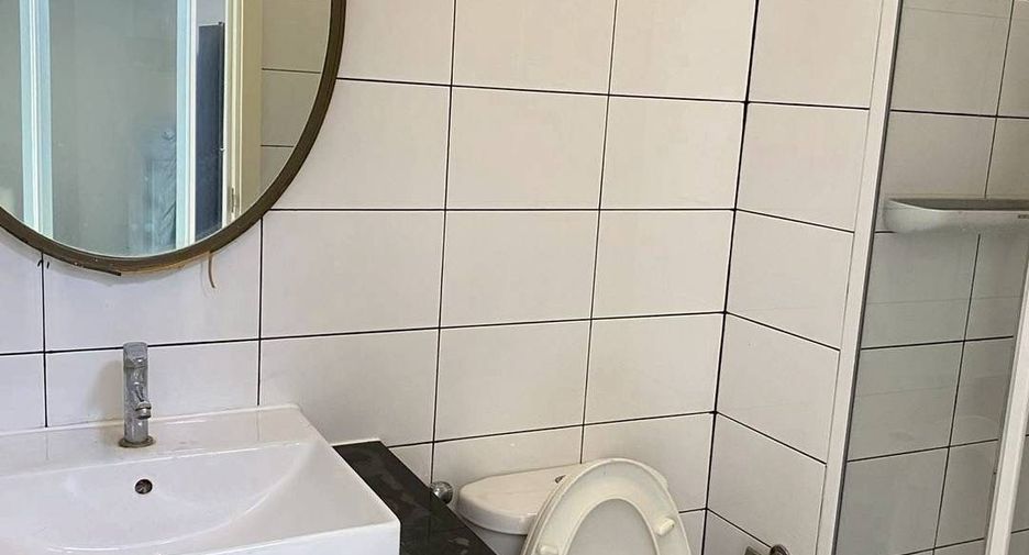 Аренда студия кондо в Хуаи Кхщанг, Бангкок