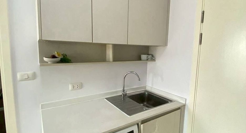 Аренда студия кондо в Хуаи Кхщанг, Бангкок
