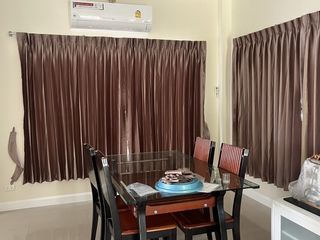 Casa en alquiler de 3 habitaciones en Lat Krabang, Bangkok